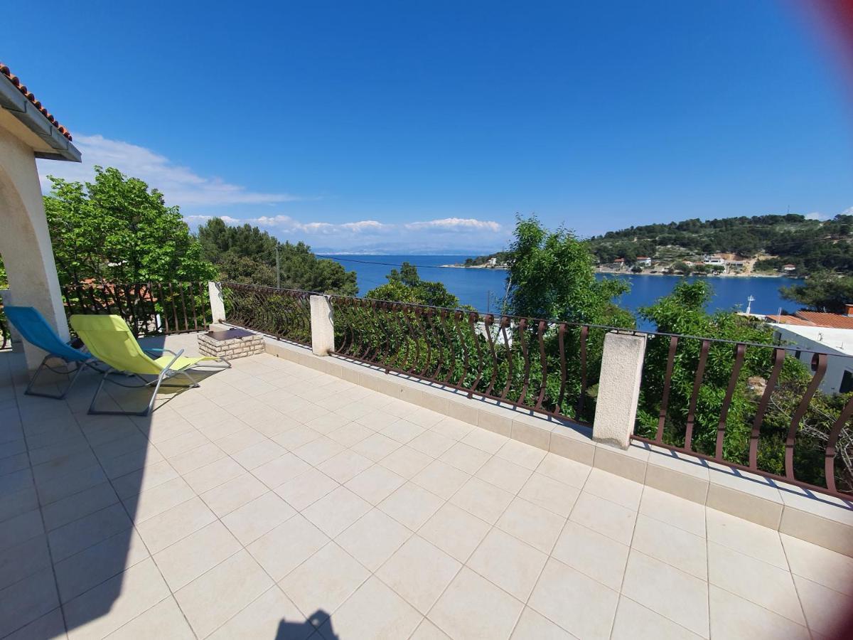 Mendula Apartment Rogac Bagian luar foto