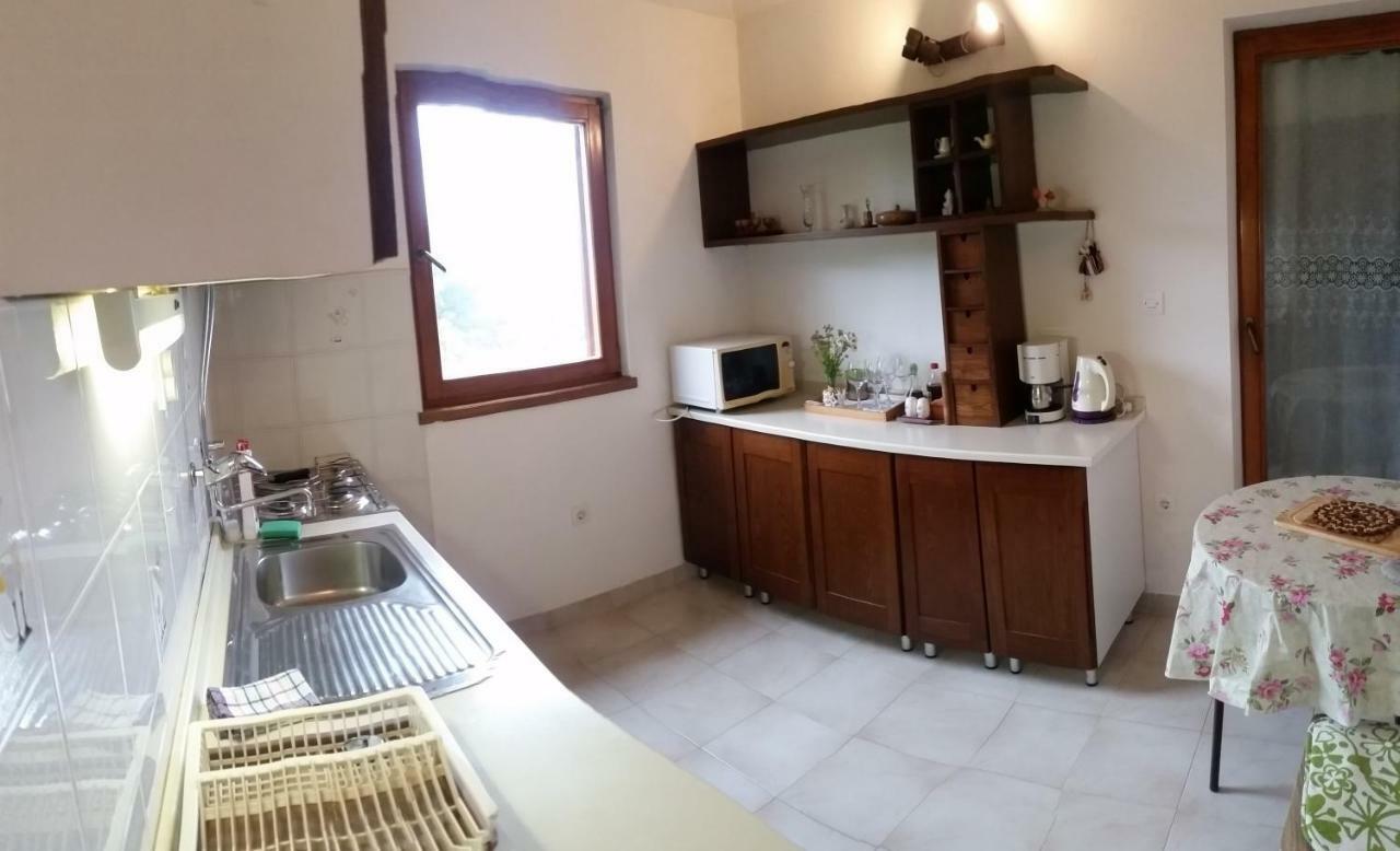 Mendula Apartment Rogac Bagian luar foto
